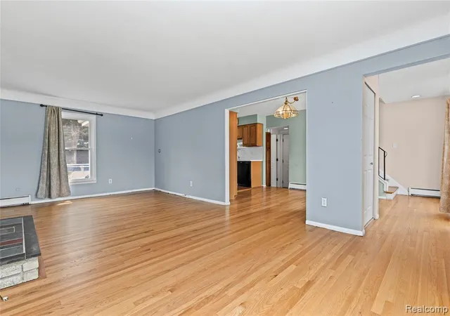 Photo 2 of Single family home for sale at 33633 6 Mile Rd, Livonia, MI 48152 | MLS# 61029438 | Listing updated on 2026-09-12
