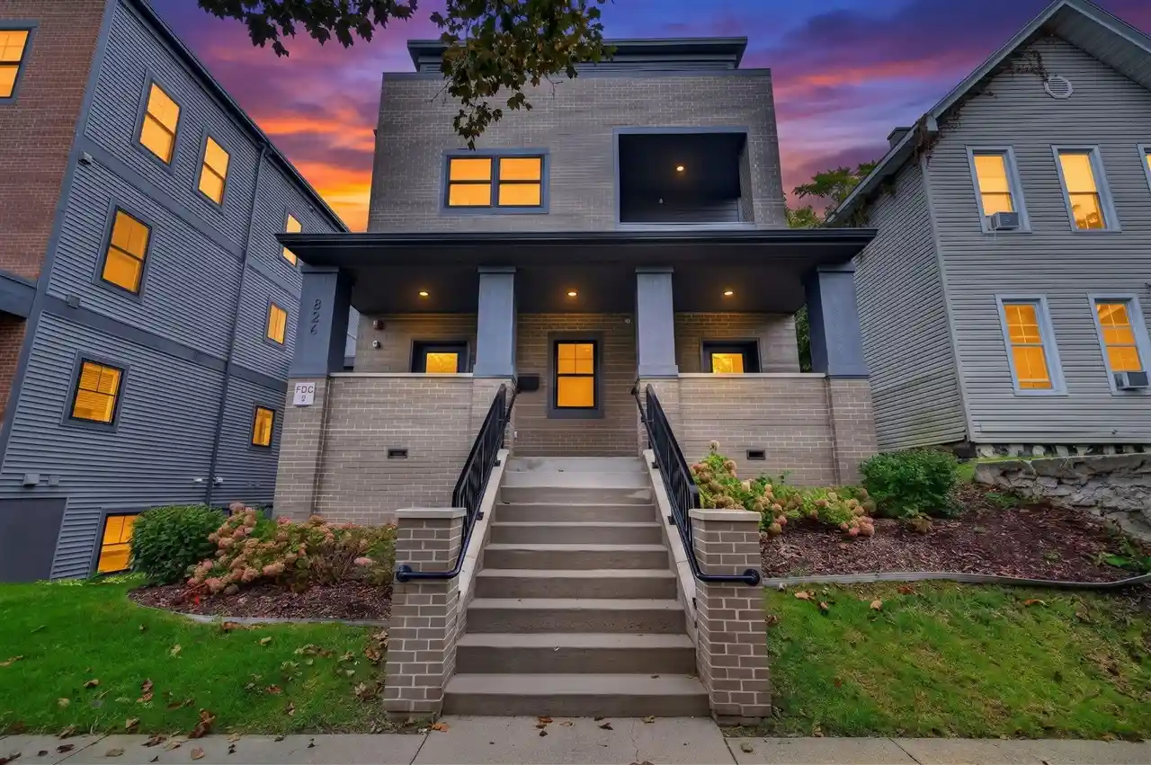 Listing Photo 1 - Condo for sale in 826 Fairview Ave located at 826 Fairview Ave, Grand Rapids, MI 49503 - Unit 826 Fairview Ave