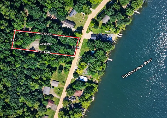 Photo 1 of Land for sale at 3736 Lakeview Dr, Beaverton, MI 48612 | MLS# 50224197 | Listing updated on 2026-10-23