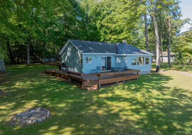 Photo 3 of Sale Pending at N3820 Hayward Rd, Munising, MI 49862 | MLS# 50220426 | Listing updated on 2026-09-08