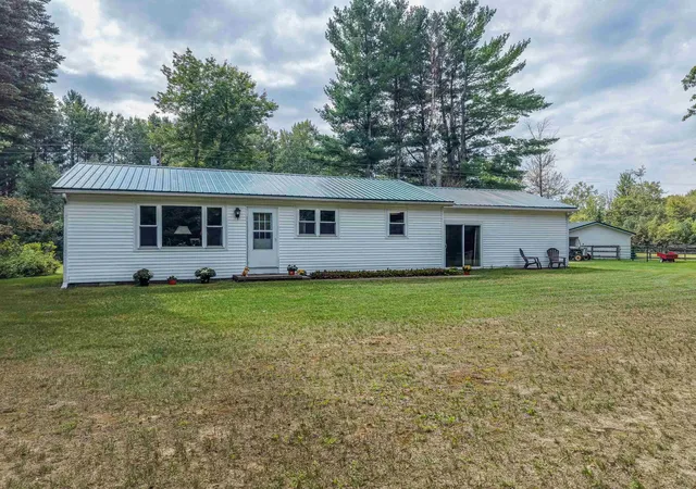 Single family home for sale at 395 W M61 Hwy, Gladwin, MI 48624 | MLS# 50220480 | Listing updated on 2026-09-11