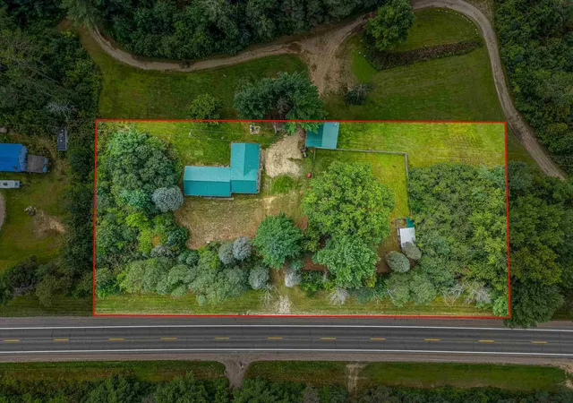 Photo 4 of Single family home for sale at 395 W M61 Hwy, Gladwin, MI 48624 | MLS# 50220480 | Listing updated on 2026-09-11