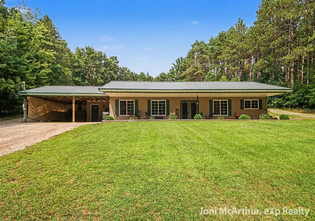 Photo 2 of Single family home for sale at 11801 19 Mile Rd, Cedar Springs, MI 49319 | MLS# 70551547 | Listing updated on 2026-09-17