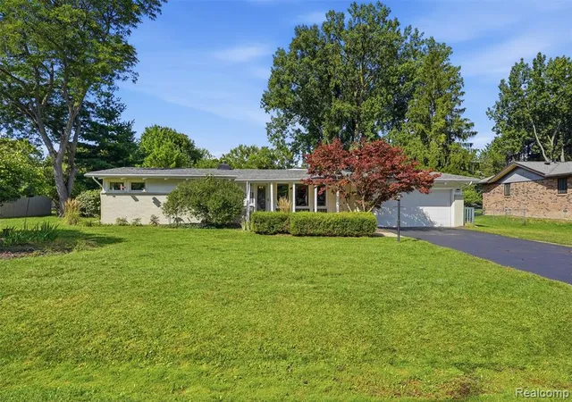 Single family home for sale at 2644 Saint Joseph, West Bloomfield, MI 48324 | MLS# 61029418