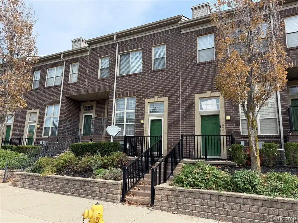 Listing Photo 1 - Condo for sale in 4308 Schaefer R Schaefer Rd located at 4308 Schaefer R Schaefer Rd, Dearborn, MI 48126 - Unit 4308 Schaefer R Schaefer Rd