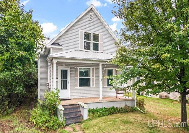 Photo 1 of Single family home for sale at 418 Brown St, Norway, MI 49870 | MLS# 50221413 | Listing updated on 2026-09-11