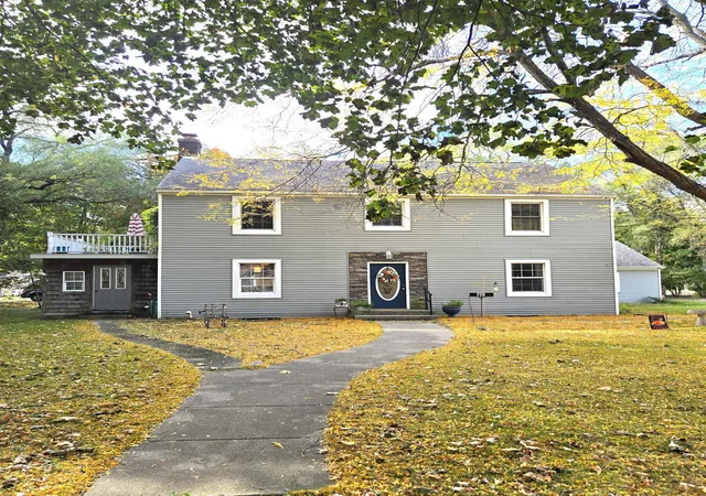 Photo 1 of Sale Pending at 229 N Arcade St, Gladwin, MI 48624 | MLS# 50224446 | Listing updated on 2026-10-21