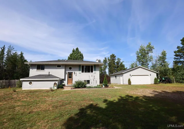 Sale Pending at 287 Kawbawgam Rd, Marquette, MI 49855 | MLS# 50221681 | Listing updated on 2026-10-20