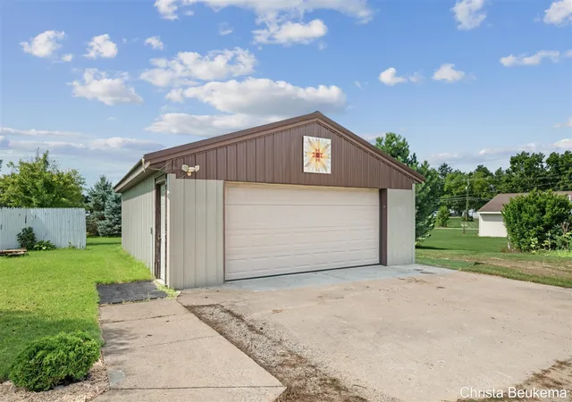 Photo 3 of Sale Pending at 88 E Parmeter Rd, Ionia, MI 48846 | MLS# 70555709 | Listing updated on 2026-09-05