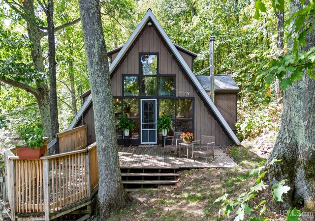 Photo 1 of Single family home for sale at 559 State Hwy M553, Marquette, MI 49855 | MLS# 50221854 | Listing updated on 2026-10-09