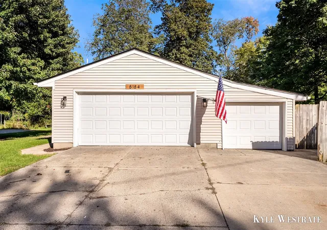 Photo 4 of Sale Pending at 8184 E Chester Ave, Byron Center, MI 49315 | MLS# 70560927 | Listing updated on 2026-10-12