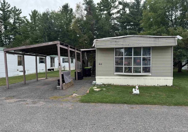 Photo 1 of Manufactured home for sale at N3905 Pine Mountain Rd, Iron Mountain, MI 49801 | MLS# 50221955 | Listing updated on 2026-09-16
