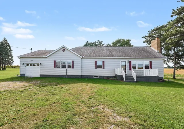 Photo 1 of Single family home for sale at 1218 S Tuscola Rd, Bay City, MI 48708 | MLS# 50222204 | Listing updated on 2026-10-09