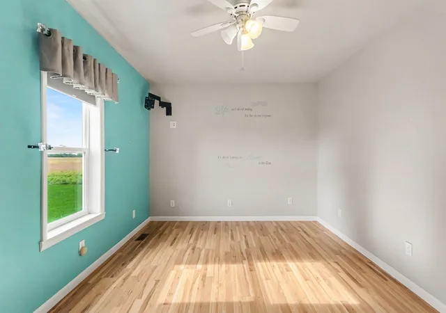 Photo 3 of Single family home for sale at 1218 S Tuscola Rd, Bay City, MI 48708 | MLS# 50222204 | Listing updated on 2026-10-09