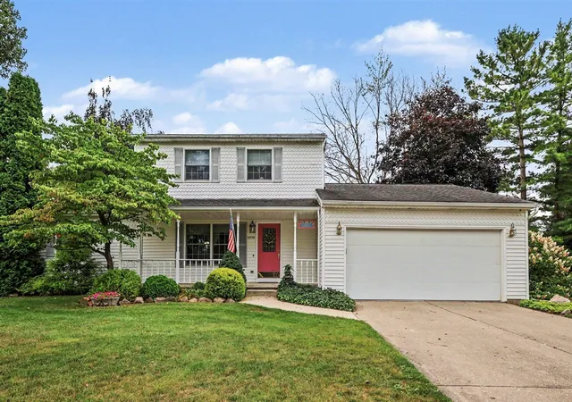 Photo 1 of Sale Pending at 3775 Northmeadow Rd, Jackson, MI 49201 | MLS# 70551897 | Listing updated on 2026-10-07