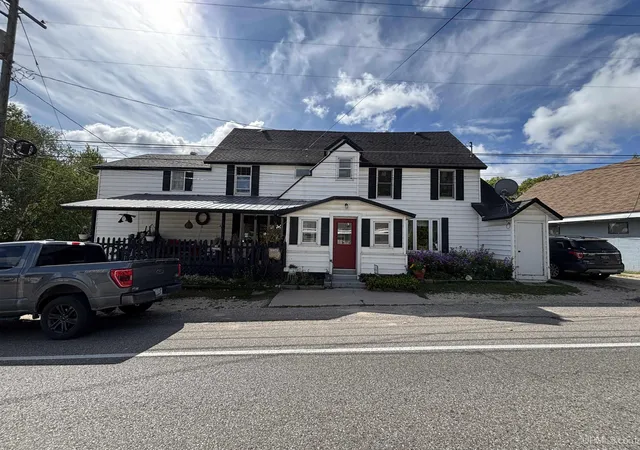 Photo 1 of Single family home for sale at 17345 W Main St, Curtis, MI 49820 | MLS# 50221843 | Listing updated on 2026-10-02