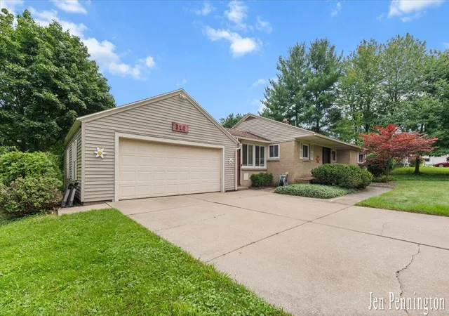 Photo 2 of Sale Pending at 310 Kinney Ave, Grand Rapids, MI 49534 | MLS# 70556403 | Listing updated on 2026-09-10