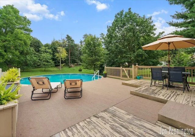 Photo 3 of Sale Pending at 310 Kinney Ave, Grand Rapids, MI 49534 | MLS# 70556403 | Listing updated on 2026-09-10