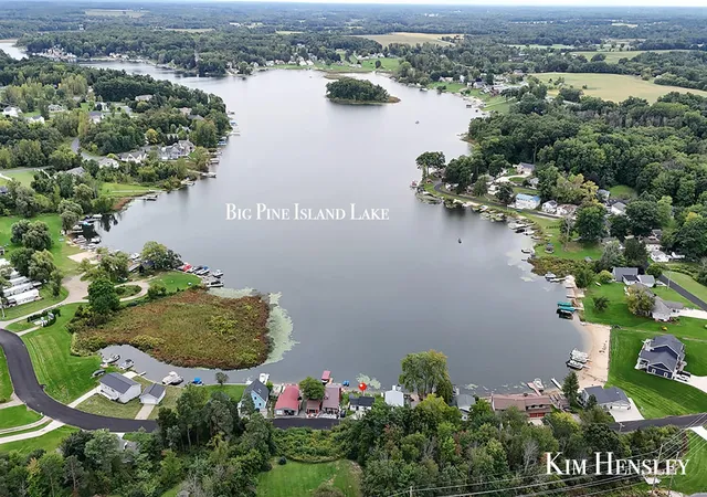 Photo 2 of Single family home for sale at 12230 Mac Dr, Belding, MI 48809 | MLS# 70559463 | Listing updated on 2026-10-15