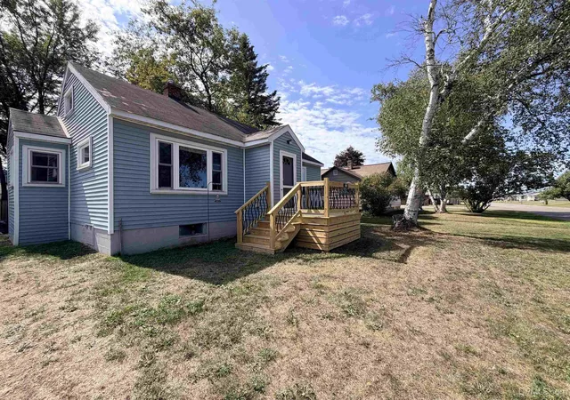 Photo 2 of Single family home for sale at 683 Cedar St, Ishpeming, MI 49849 | MLS# 50220753 | Listing updated on 2026-10-02