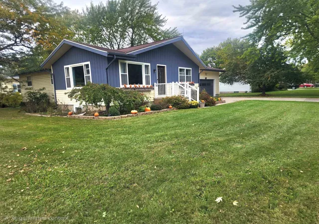 Photo 3 of Single family home for sale at 3960 Sequin Dr, Bay City, MI 48706 | MLS# 50223984 | Listing updated on 2026-10-16
