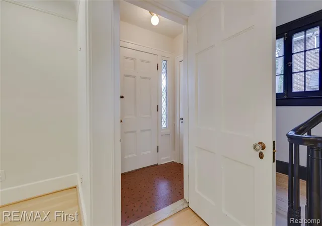 Photo 3 of Single family home for sale at 657 W Drayton St, Ferndale, MI 48220 2749 | MLS# 61025406 | Listing updated on 2026-09-13