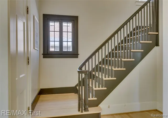 Photo 3 of Single family home for sale at 657 W Drayton St, Ferndale, MI 48220 2749 | MLS# 61025406 | Listing updated on 2026-09-13