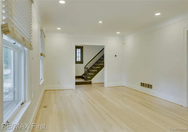 Photo 4 of Single family home for sale at 657 W Drayton St, Ferndale, MI 48220 2749 | MLS# 61025406 | Listing updated on 2026-09-13