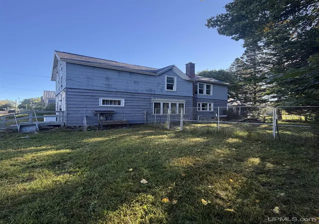 Photo 2 of Single family home for sale at 56944 Rockland St, Calumet, MI 49913 | MLS# 50220986 | Listing updated on 2026-09-22