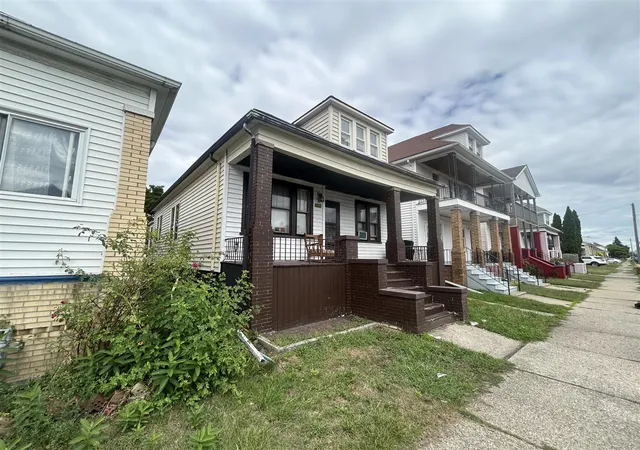 Photo 3 of Single family home for sale at 5021 Talbot St, Hamtramck, MI 48212 | MLS# 70555092 | Listing updated on 2026-09-05