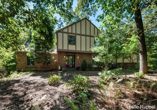 Photo 1 of Sale Pending at 1700 Mont Rue Dr, Grand Rapids, MI 49546 | MLS# 70560942 | Listing updated on 2026-10-14