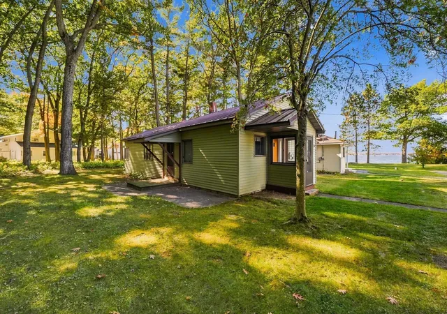 Photo 1 of Single family home for sale at 107 Sunset #Lot: 16 & 1, Cadillac, MI 49601 | MLS# 80074469 | Listing updated on 2026-10-15