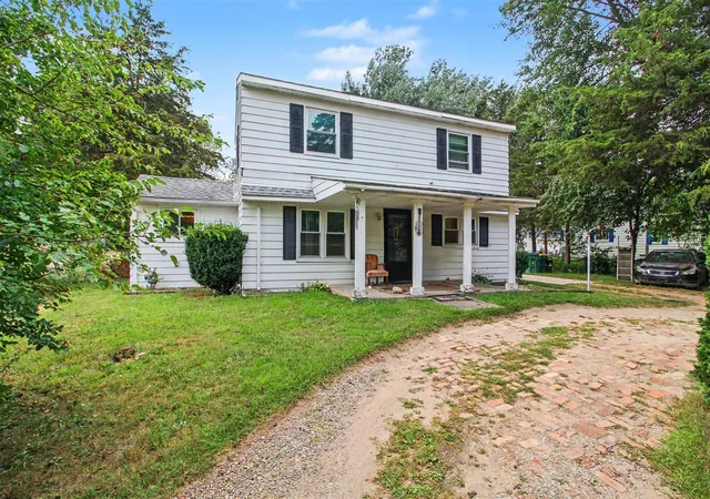 Photo 1 of Single family home for sale at 13510 Martinsville Rd, Belleville, MI 48111 | MLS# 70553726 | Listing updated on 2026-09-28