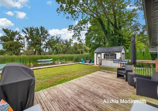 Photo 4 of Single family home for sale at 16851 Carlson St, Spring Lake, MI 49456 | MLS# 70554996 | Listing updated on 2026-09-08