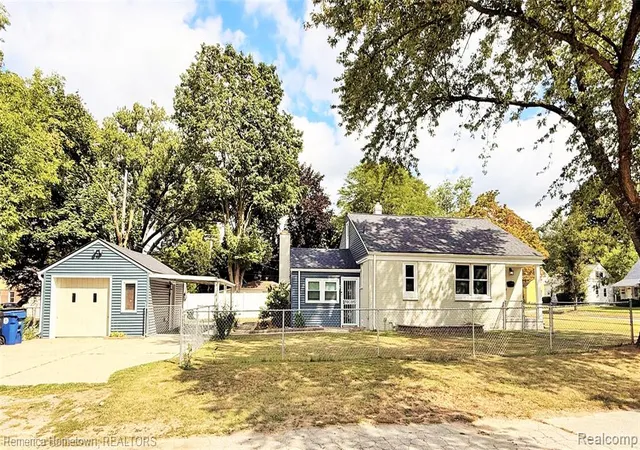 Photo 2 of Sale Pending at 16503 Five Points St, Redford, MI 48240 2409 | MLS# 61025335 | Listing updated on 2026-09-02
