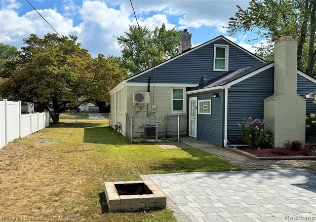 Photo 3 of Sale Pending at 16503 Five Points St, Redford, MI 48240 2409 | MLS# 61025335 | Listing updated on 2026-09-02