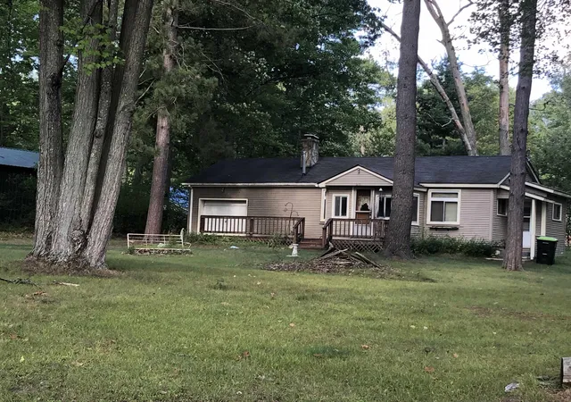 Photo 2 of Single family home for sale at 210 Silver Lake Dr, Lake, MI 48632 | MLS# 50220612 | Listing updated on 2026-09-02