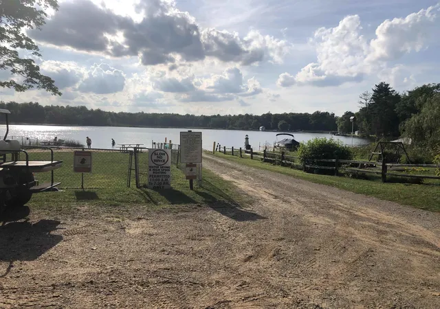 Photo 4 of Single family home for sale at 210 Silver Lake Dr, Lake, MI 48632 | MLS# 50220612 | Listing updated on 2026-09-02