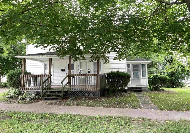 Photo 2 of Multi family home for sale at 415 S Franklin, Mount Pleasant, MI 48858 | MLS# 1334914 | Listing updated on 2026-09-03