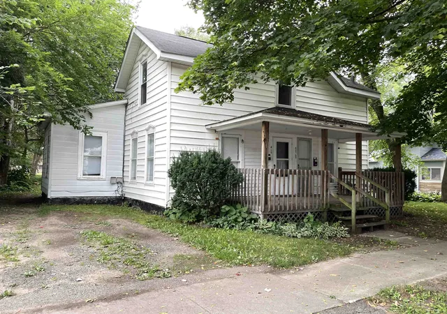 Photo 3 of Multi family home for sale at 415 S Franklin, Mount Pleasant, MI 48858 | MLS# 1334914 | Listing updated on 2026-09-03