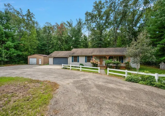 Photo 1 of Single family home for sale at 636 Wilderness Dr, Alger, MI 48610 | MLS# 50222946 | Listing updated on 2026-10-13
