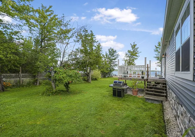 Photo 3 of Single family home for sale at 9850 S Perrins Landing Dr, Traverse City, MI 49684 | MLS# 80072982 | Listing updated on 2026-09-08