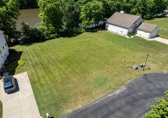 Photo 1 of Land for sale at 578 Swan River Dr, Benton Harbor, MI 49022 | MLS# 70539003 | Listing updated on 2026-09-01