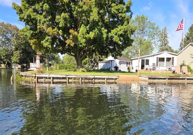 Photo 3 of Single family home for sale at 12601 Blue Lagoon Rd, Shelbyville, MI 49344 | MLS# 70562129 | Listing updated on 2026-10-08