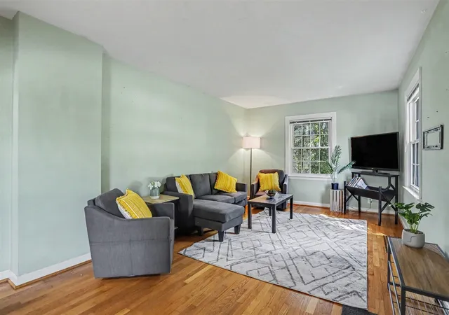 Photo 3 of Single family home for sale at 1320 Sheridan Dr, Kalamazoo, MI 49001 | MLS# 70554812 | Listing updated on 2026-09-17