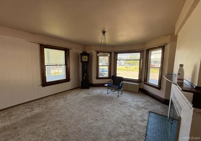 Photo 3 of Single family home for sale at 302 Iroquois St, Laurium, MI 49913 | MLS# 50223962 | Listing updated on 2026-10-13