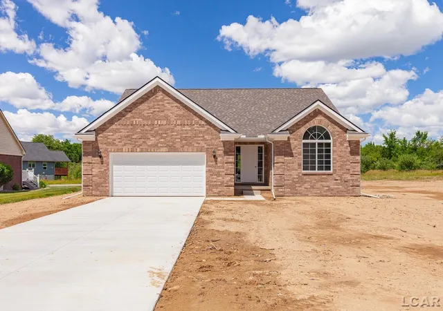 Photo 1 of Single family home for sale at 3578 Serra Dr, Tecumseh, MI 49286 | MLS# 50220808 | Listing updated on 2026-09-15