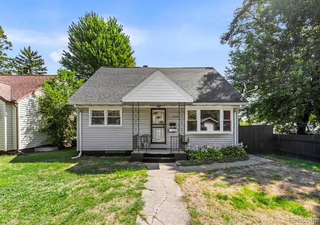 Photo 1 of Single family home for sale at 1768 Hudson St, Muskegon, MI 49441 | MLS# 61025643 | Listing updated on 2026-09-16