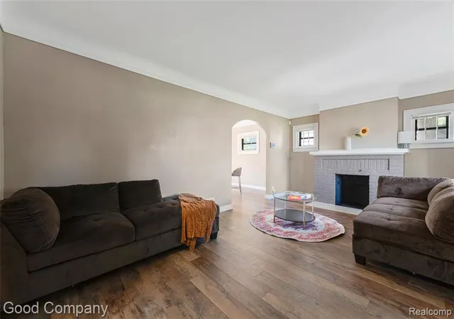 Photo 2 of Sale Pending at 14835 Penrod St, Detroit, MI 48223 2334 | MLS# 61011568 | Listing updated on 2026-10-12