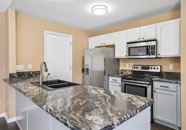 Photo 2 of Condo for sale at 3361 Kneeland Cir, Howell, MI 48843 | MLS# 70554962 | Listing updated on 2026-09-03